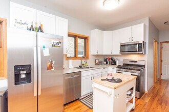 844 N Wood St in Chicago, IL - Building Photo - Building Photo