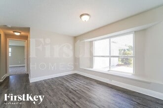 76 Oakland Hills Ct in Rotonda West, FL - Building Photo - Building Photo