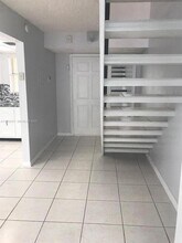 210 NW 87th Ave in Miami, FL - Building Photo - Building Photo
