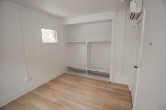 1388 W 83rd St, Unit 313 in Cleveland, OH - Foto de edificio - Building Photo