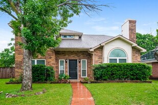 2907 Stinwick Ln in Grand Prairie, TX - Building Photo