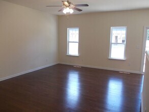 4602 Quinton Ln in Charlotte, NC - Building Photo - Building Photo