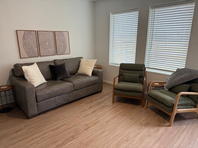 1919 Wolford Wy in Norman, OK - Building Photo - Building Photo