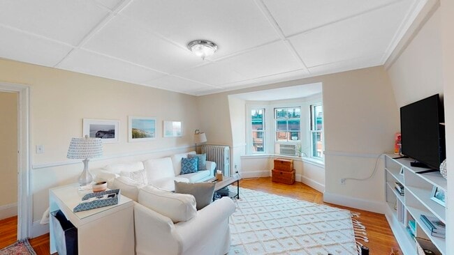 property at 2 Brimmer St