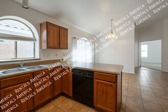 29678 N Broken Shale Dr in San Tan Valley, AZ - Building Photo - Building Photo