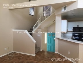 2901 Vía Toscana in Corona, CA - Building Photo - Building Photo