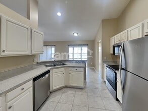 13044 Pine Sap Ct in Clermont, FL - Foto de edificio - Building Photo