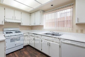 28940 Calle Del Lago in Murrieta, CA - Building Photo - Building Photo