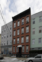 464 Monmouth St Apartments