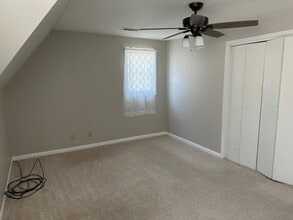 2303 14th St, Unit West Side in Emmetsburg, IA - Building Photo - Building Photo