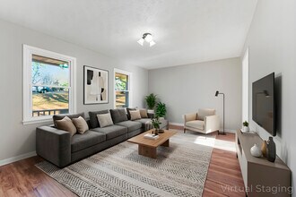 264 Greenwood Dr NW in Lilburn, GA - Building Photo - Building Photo