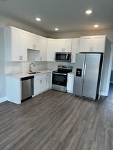 1329 Nashboro Blvd in Nashville, TN - Foto de edificio - Building Photo