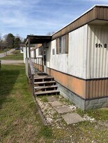918 Elm St in Wilkesboro, NC - Building Photo