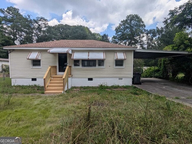 property at 218 Wallis St