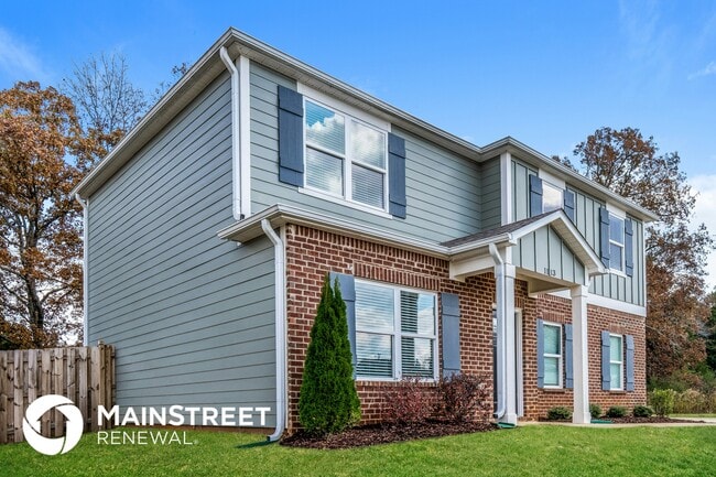 1113 Archers Trail E in Springville, AL - Foto de edificio - Building Photo