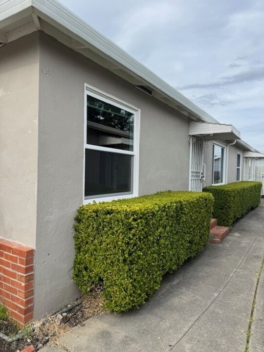 1175-1177 King St in Redwood City, CA - Building Photo