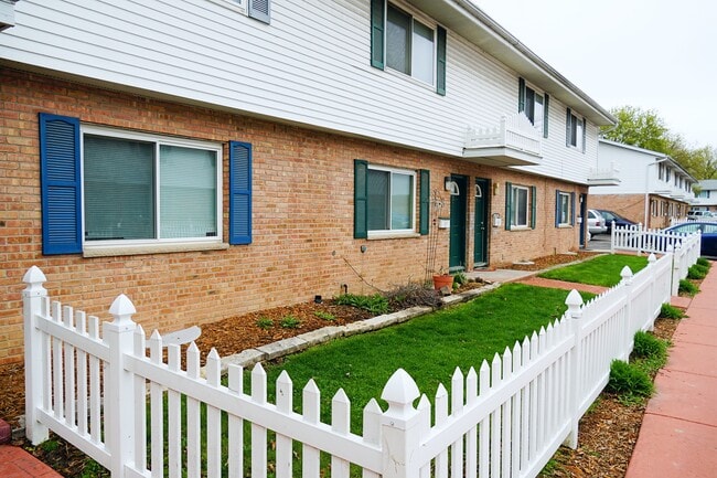 Woods Edge Townhomes