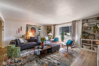 3907 Solano Pl NE in Albuquerque, NM - Building Photo - Building Photo