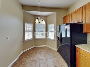 10902 Campus Heights Ln in Jacksonville, FL - Foto de edificio - Building Photo