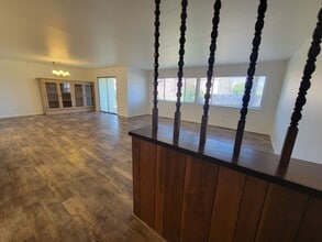 426 Stanmar Dr in Corning, CA - Building Photo - Building Photo
