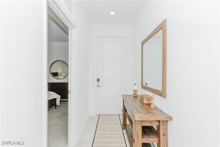 5651 Double Eagle Cir, Unit 4316 in Ave Maria, FL - Building Photo