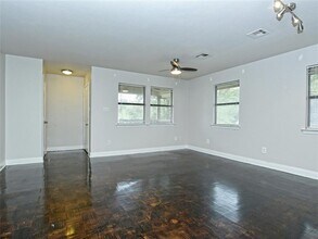 1146 Northwestern Ave in Austin, TX - Building Photo - Building Photo