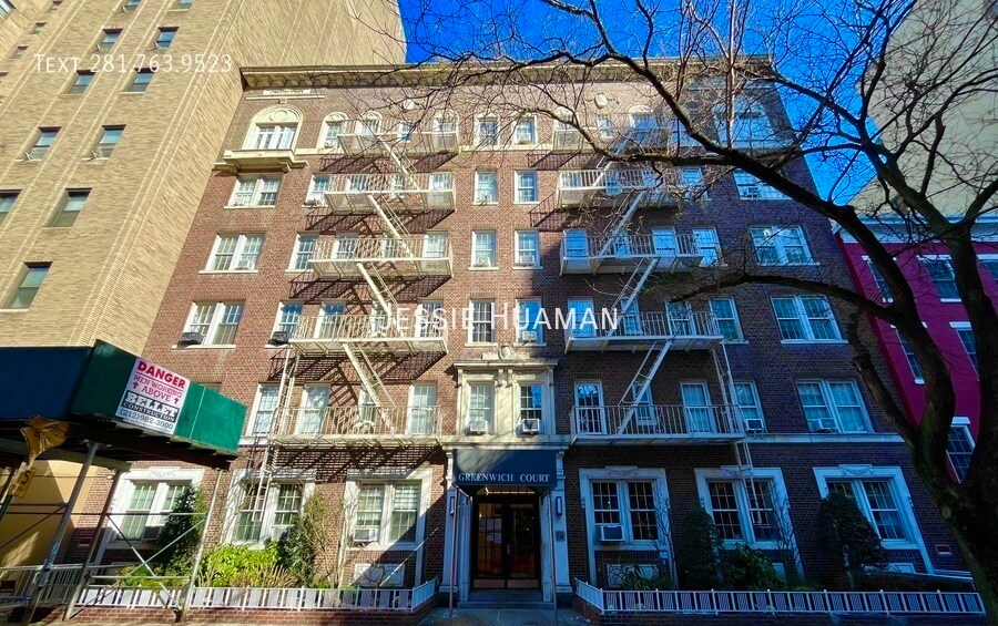 117 W 13th St in New York, NY - Building Photo