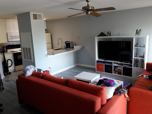 4716 Walden Cir, Unit #33