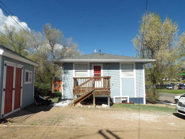 property at 1633 Manitou Blvd