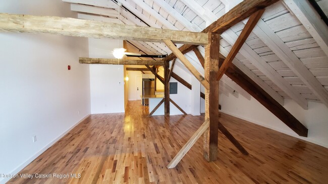 property at 32 Anthony St