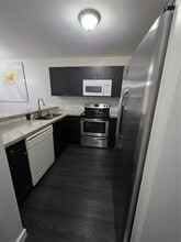 111 SW 113th Ave in Miami, FL - Building Photo - Building Photo