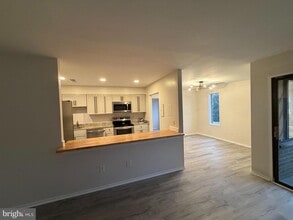 507 Florida Ave in Herndon, VA - Building Photo - Building Photo