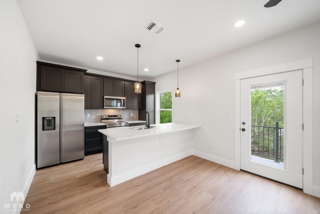 247 Princeton Ave in San Antonio, TX - Foto de edificio - Building Photo