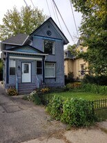 811 N Capitol Ave, Unit A in Lansing, MI - Building Photo