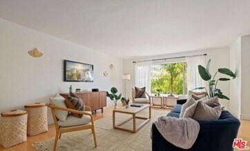 6624 Springpark Ave in Los Angeles, CA - Building Photo - Building Photo