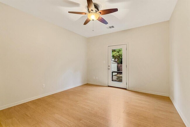 property at 2834 Pearl St