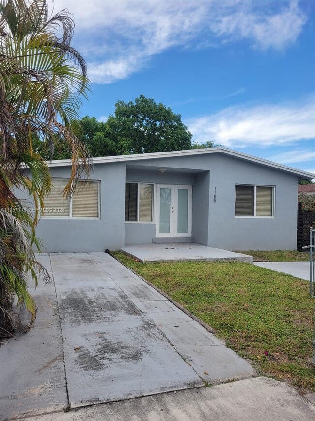 1155 NE 113th St in Miami, FL - Building Photo - Building Photo