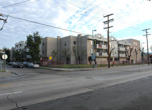 Harmony Gates in North Hollywood, CA - Building Photo - Building Photo