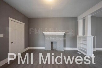 24 N Euclid Ave in Indianapolis, IN - Foto de edificio - Building Photo