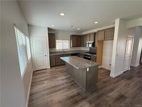 10630 Appaloosa Ave in Hesperia, CA - Building Photo - Building Photo