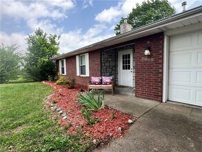 2009 S 11th St in Rogers, AR - Building Photo - Building Photo