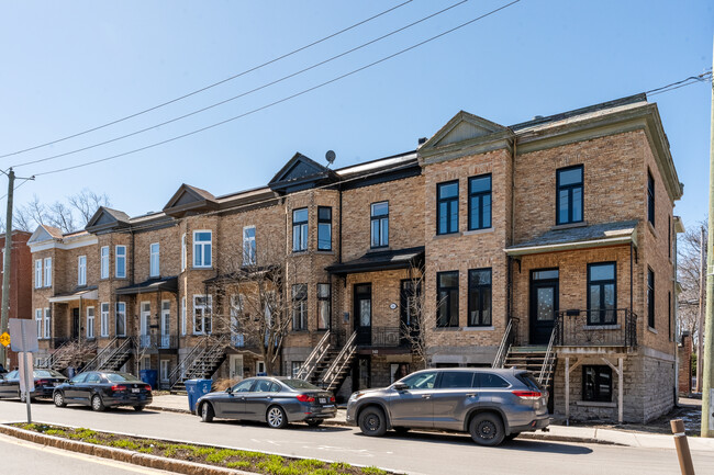 950 Marguerite-Bourgeoys Av in Québec, QC - Building Photo - Primary Photo