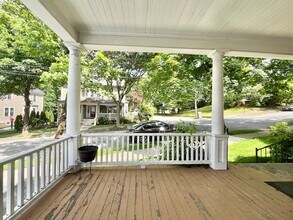 305 Central St in Auburndale, MA - Building Photo - Building Photo