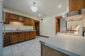 302 Wilson St in Waterbury, CT - Building Photo - Building Photo