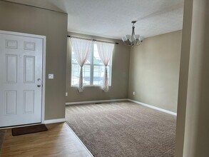 165 Saddlebred Cir in Marysville, OH - Building Photo - Building Photo