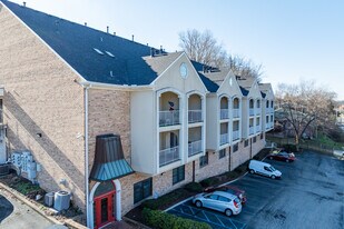 Brownsboro Terrace in Louisville, KY - Building Photo