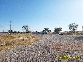 2301 SW Sheridan Rd in Lawton, OK - Foto de edificio - Building Photo