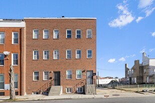 1005 N Arlington Ave in Baltimore, MD - Building Photo