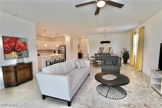 18293 Ridgeline Dr in Estero, FL - Building Photo - Building Photo
