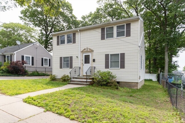 property at 5 MacDonald St